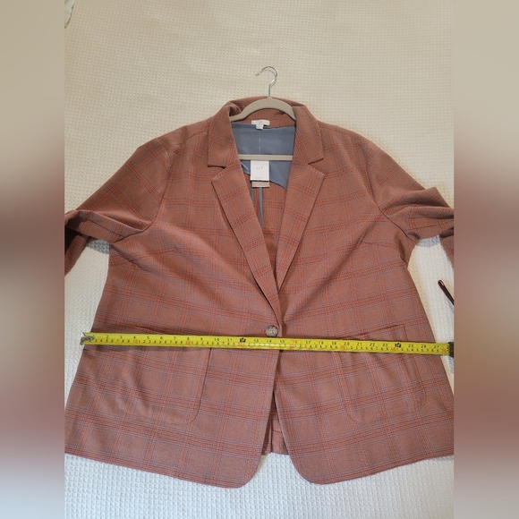 J. Jill Checkered Blazer in Rust and Blue - Picture 6 of 9